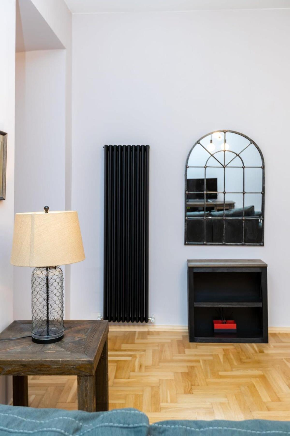 Stylish 2Br Apt In The Heart Of Old Тбилиси Экстерьер фото
